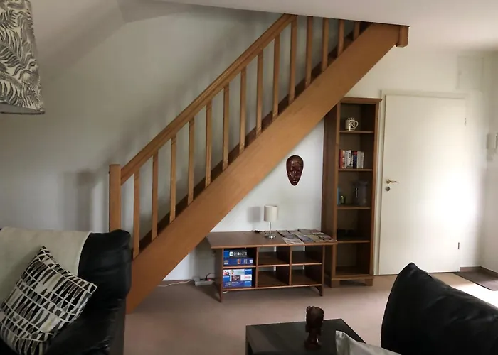 Gemütliche 1 12-Zimmer Wohnung