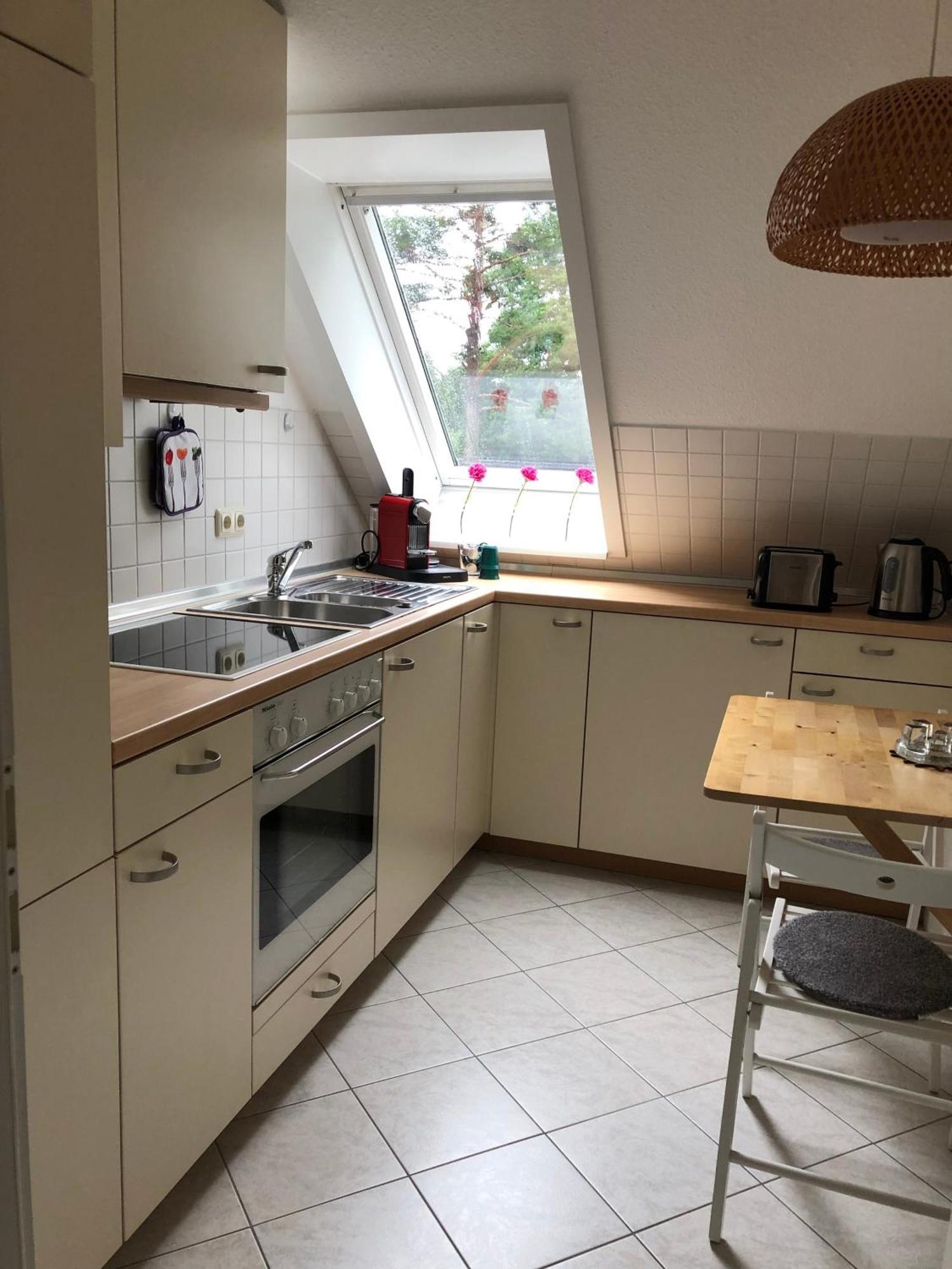 Gemütliche 1 12-zimmer Apartment